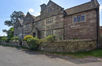 in Ashbourne (85487) Holiday Cottage