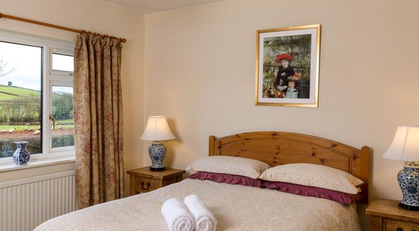 Photo of 3 Bed in Modrydd