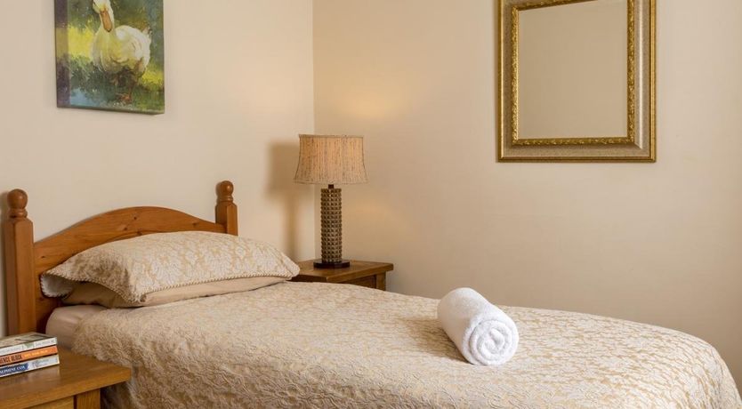 Photo of 3 Bed in Modrydd