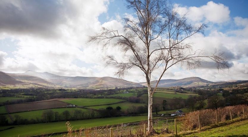 Photo of 3 Bed in Modrydd