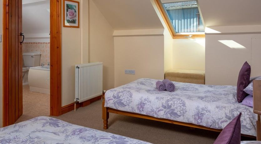 Photo of 5 Bed in Boughrood