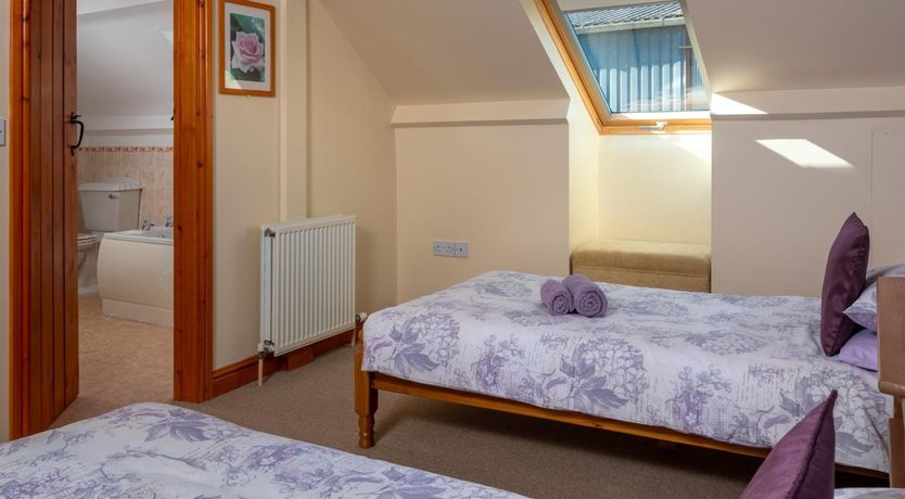 Photo of 5 Bed in Brecon