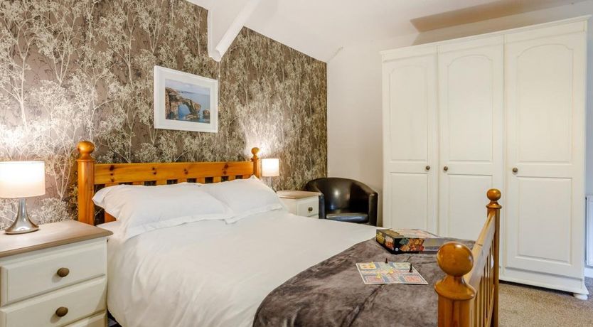 Photo of 3 Bed in Ratford Bridge