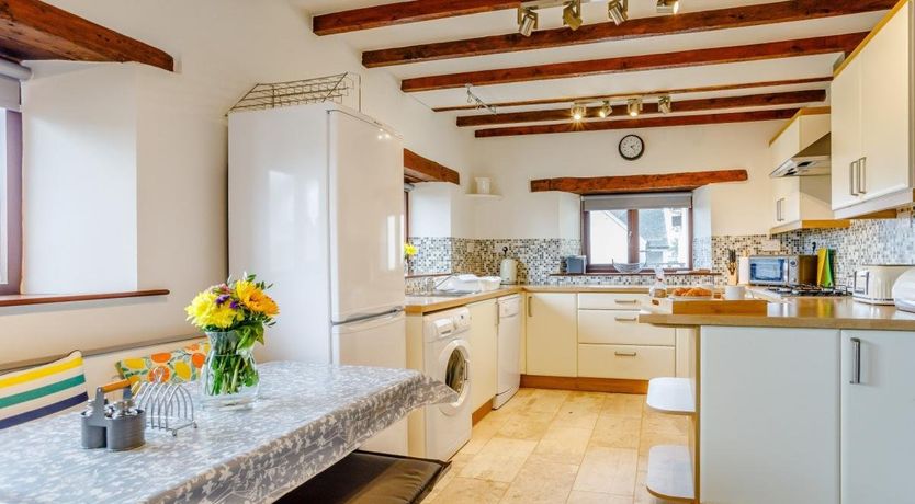 Photo of 3 Bed in Ratford Bridge