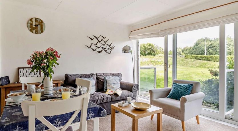 Photo of 2 Bed in Tenby
