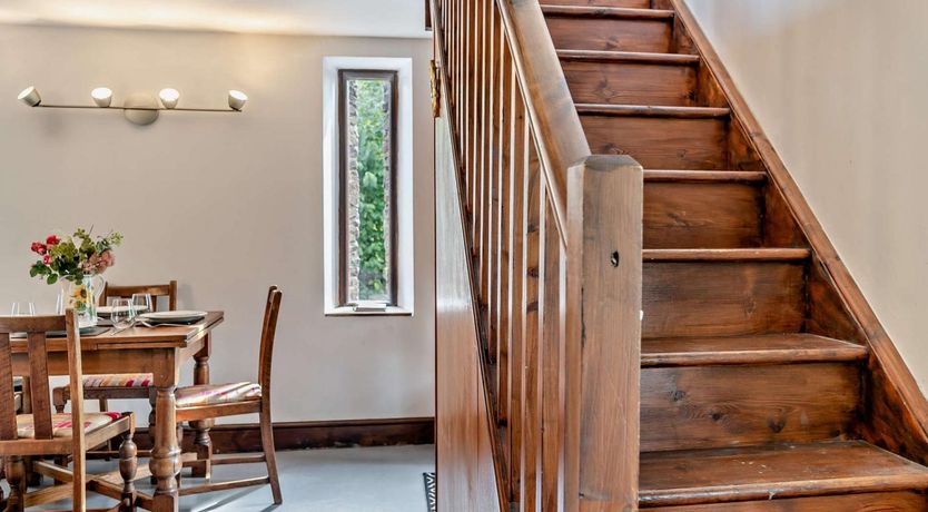 Photo of 2 Bed in Crickhowell