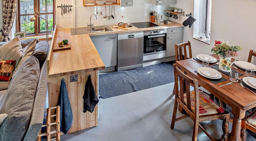 Photo of 2 Bed in Crickhowell