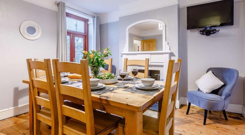 Photo of 4 Bed in Bideford