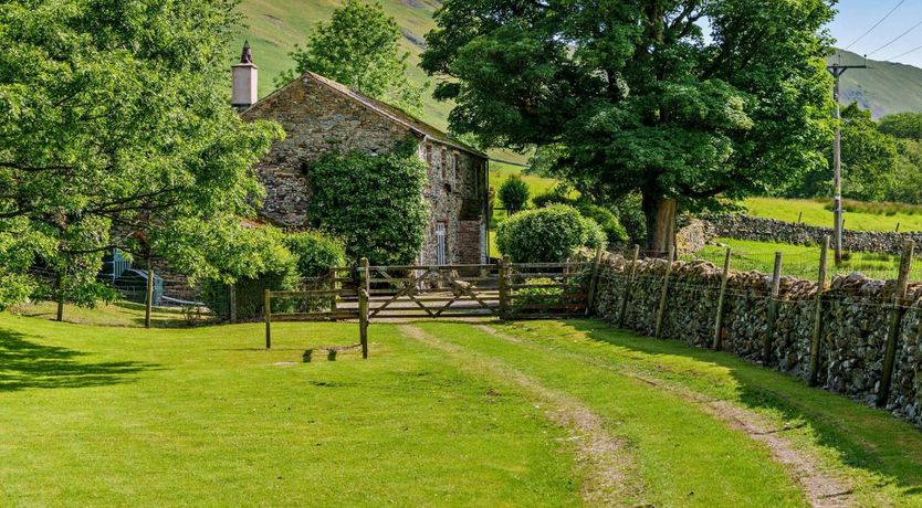 Photo of in Martindale (SZ457)