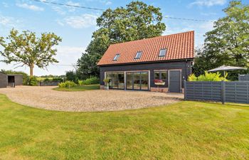 Barn in Suffolk Holiday Cottage