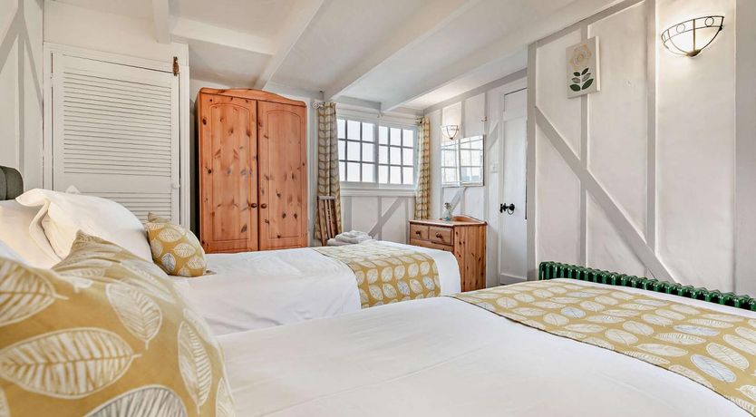 Photo of 3 Bed in St. Austell