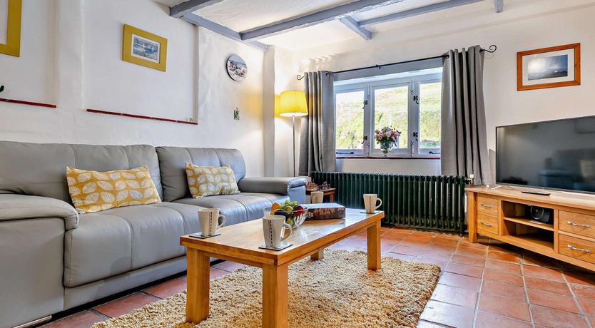 Photo of 3 Bed in St. Austell