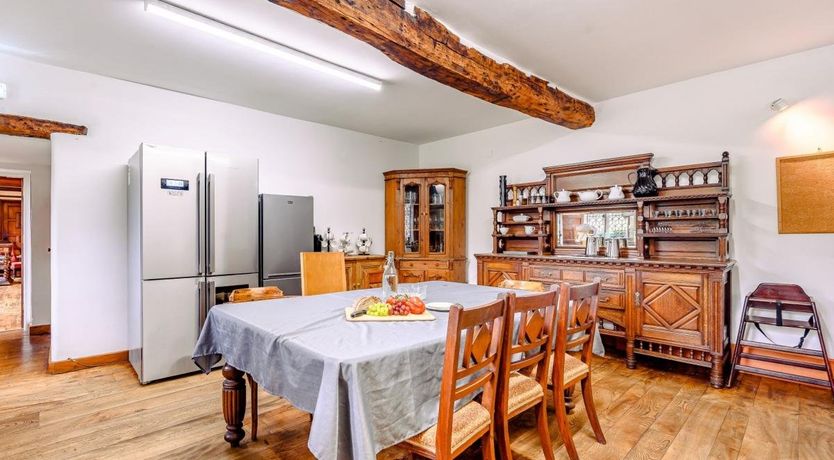 Photo of 7 Bed in Low Lorton