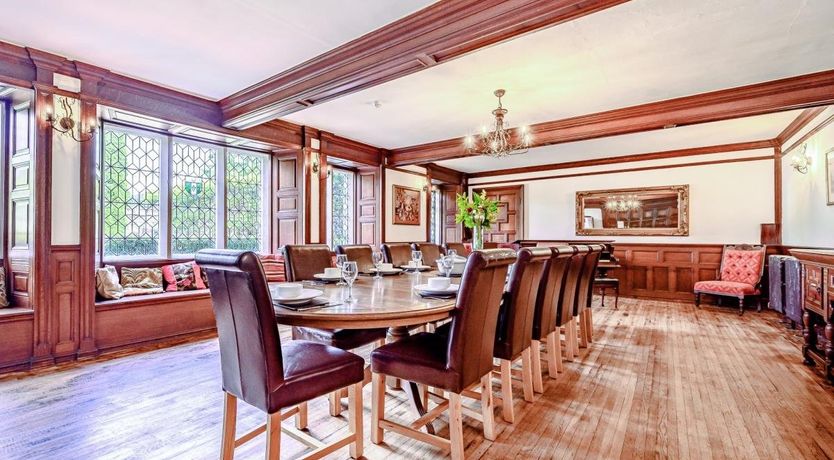 Photo of 7 Bed in Low Lorton