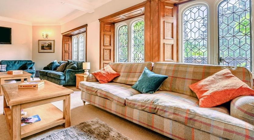 Photo of 7 Bed in Low Lorton