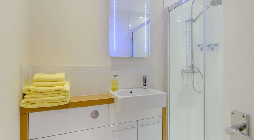 Photo of 3 Bed in Buxton