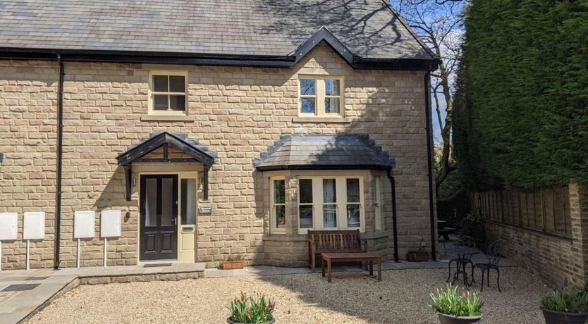 Photo of Cottage in Derbyshire