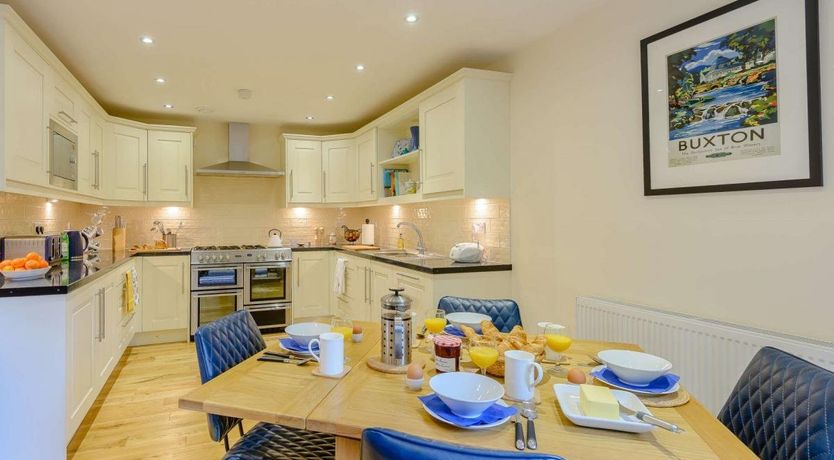 Photo of 3 Bed in Buxton