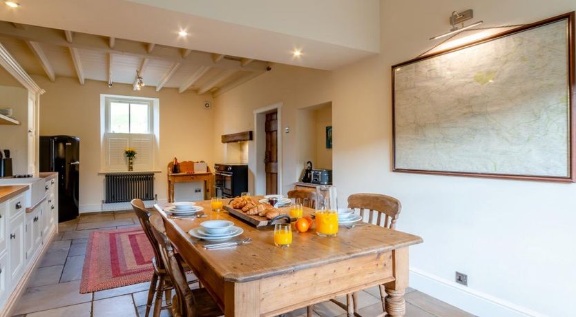 Photo of 2 Bed in Healaugh