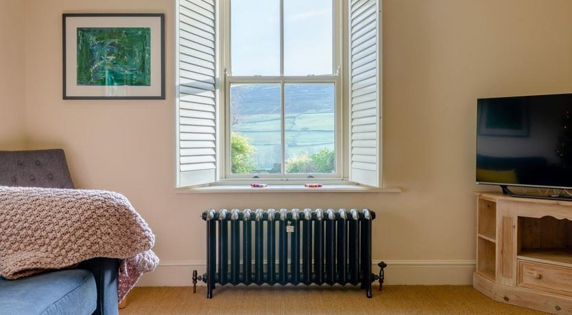 Photo of 2 Bed in Healaugh