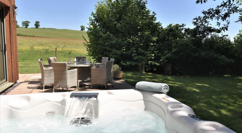 Photo of 4 Bed in Payhembury