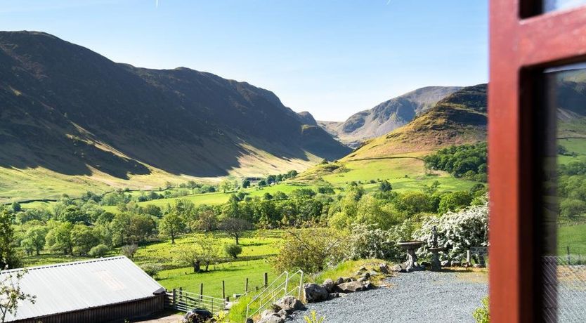 Photo of 2 Bed in Newlands