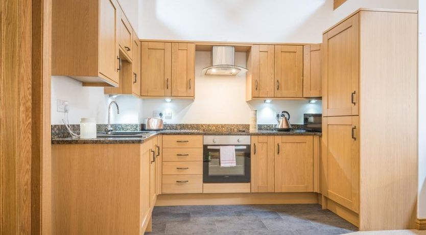 Photo of 2 Bed in Newlands