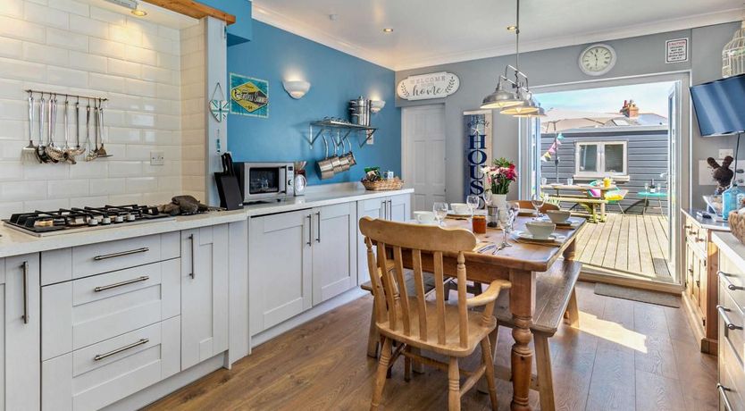 Photo of 4 Bed in Newquay