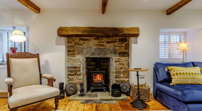 Photo of 3 Bed in Mellor