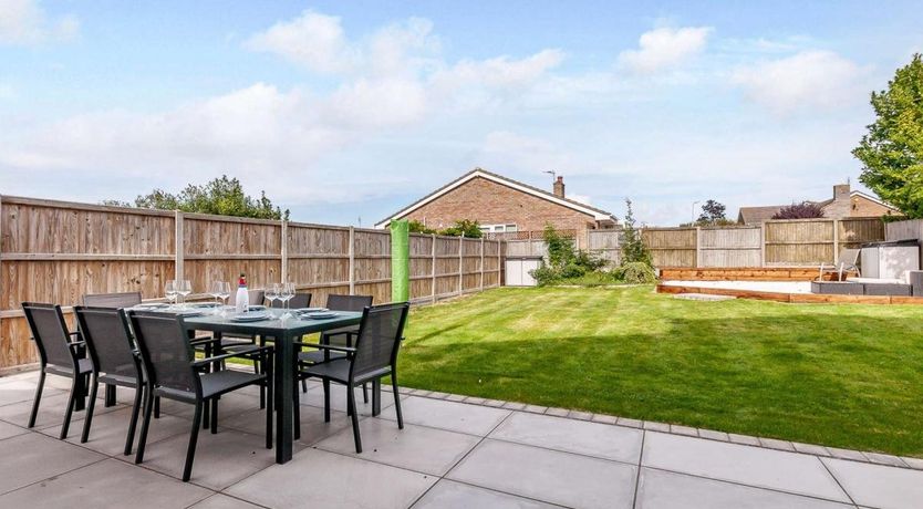 Photo of 4 Bed in Seasalter