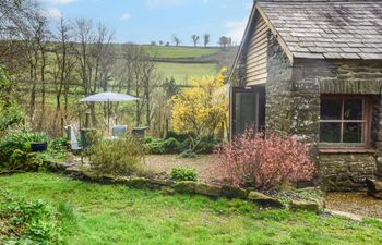 1 Bed in Llandysul Holiday Cottage