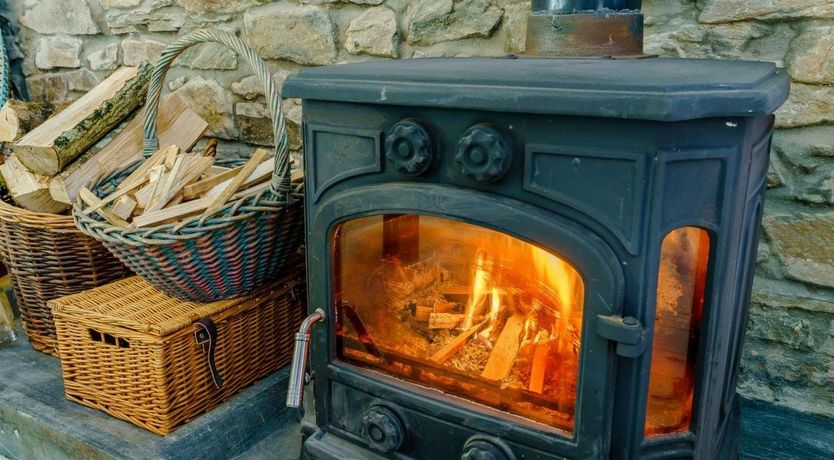 Photo of 1 Bed in Capel Dewi