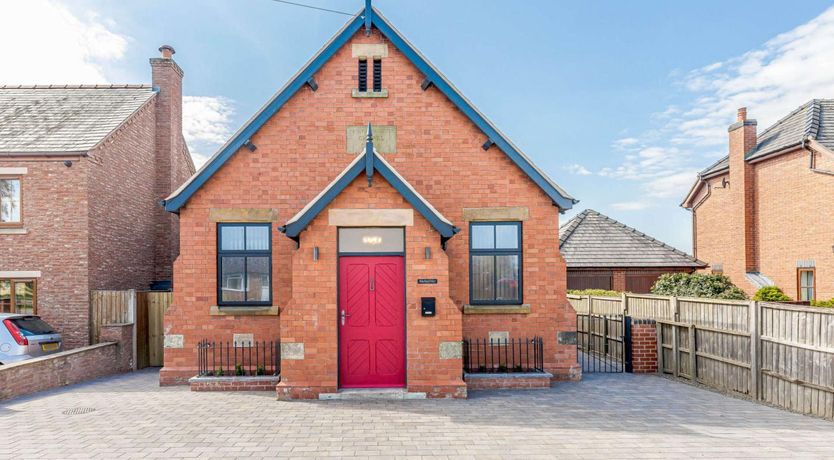 Photo of 2 Bed in Ellesmere