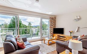 Photo of in Bowness-on-Windermere (SZ477)