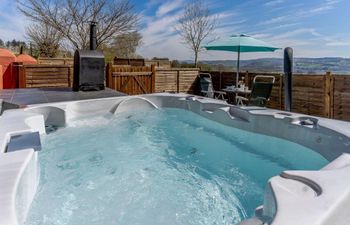 in Brynteg (81354) Holiday Cottage