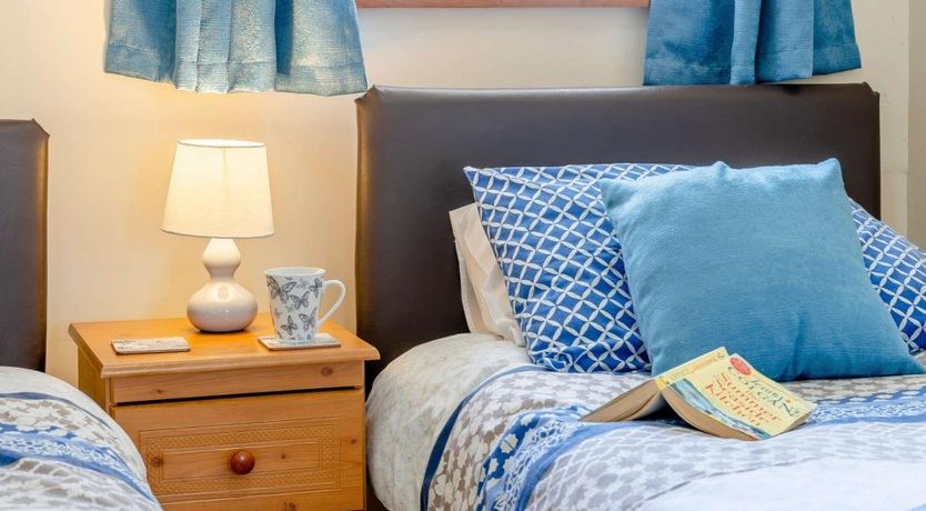 Photo of 1 Bed in Brynteg