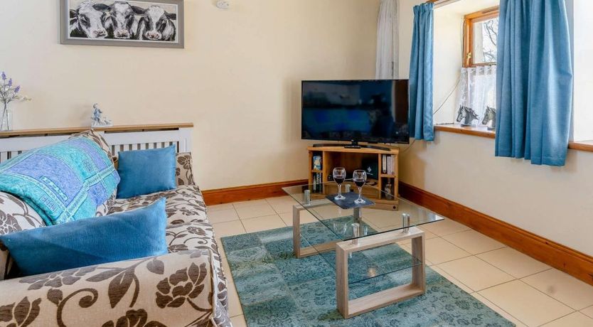 Photo of 1 Bed in Brynteg