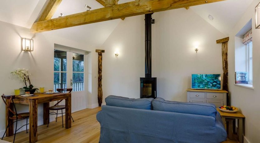 Photo of 1 Bed in Middlemarsh