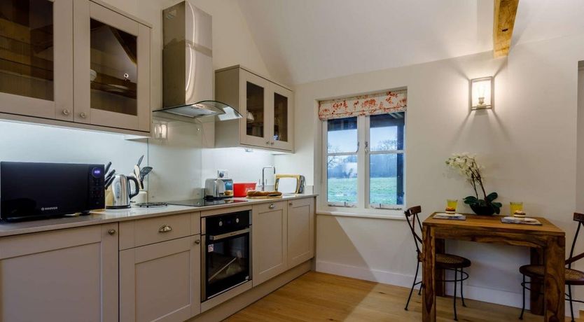 Photo of 1 Bed in Middlemarsh