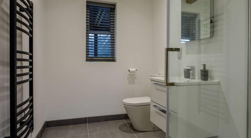 Photo of 1 Bed in Middlemarsh