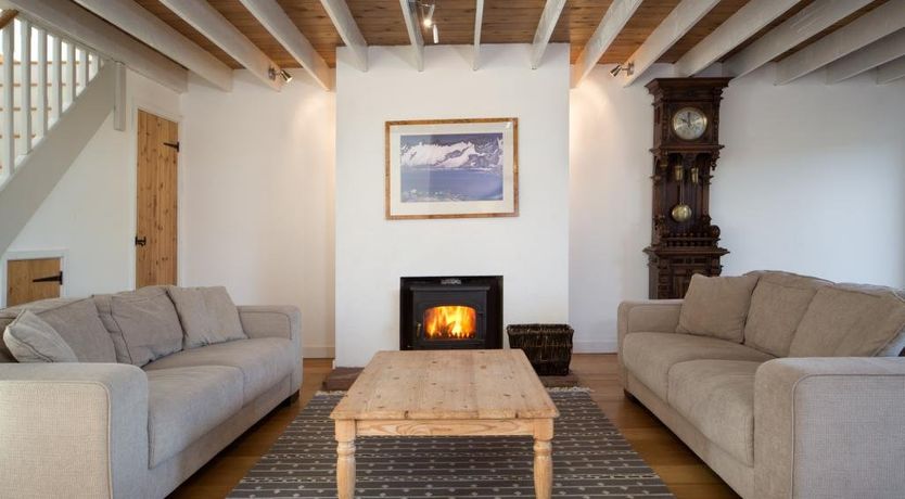 Photo of 3 Bed in Haile