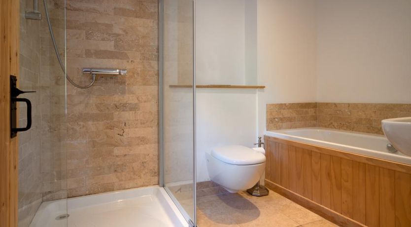 Photo of 3 Bed in Haile