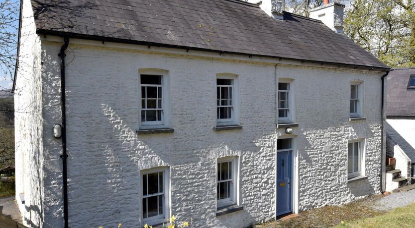 Photo of 4 Bed in Llandovery
