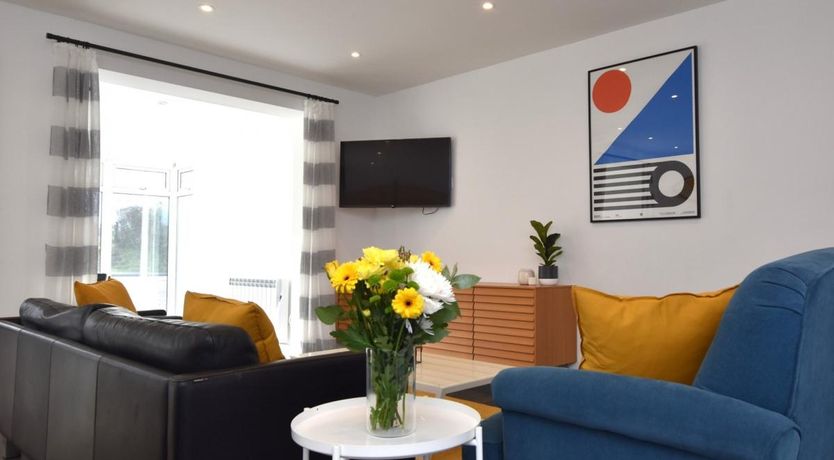 Photo of 3 Bed in Widemouth Bay