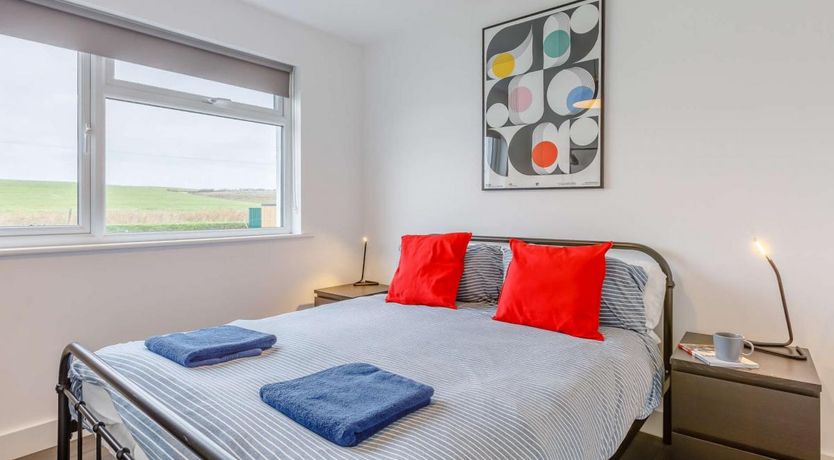 Photo of 3 Bed in Widemouth Bay