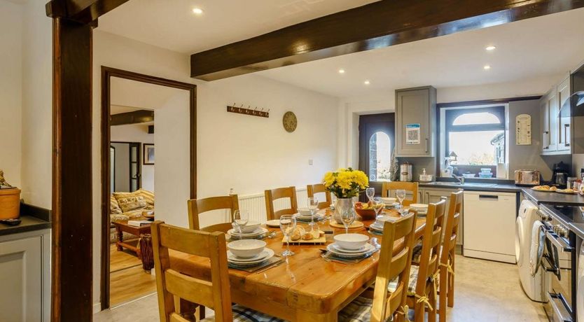 Photo of 4 Bed in Cowling