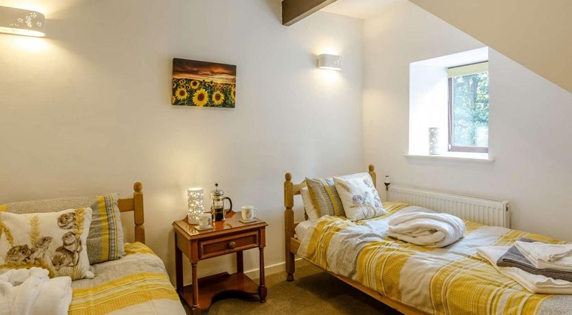 Photo of 4 Bed in Cowling