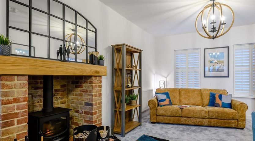 Photo of 4 Bed in Holt