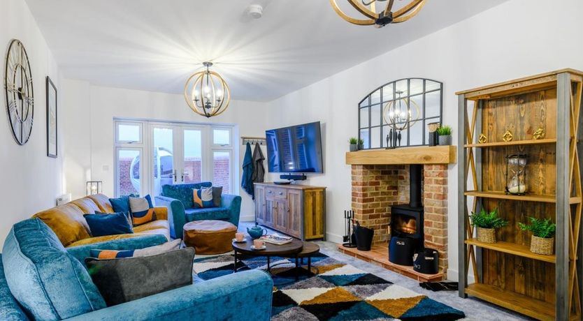 Photo of 4 Bed in Holt