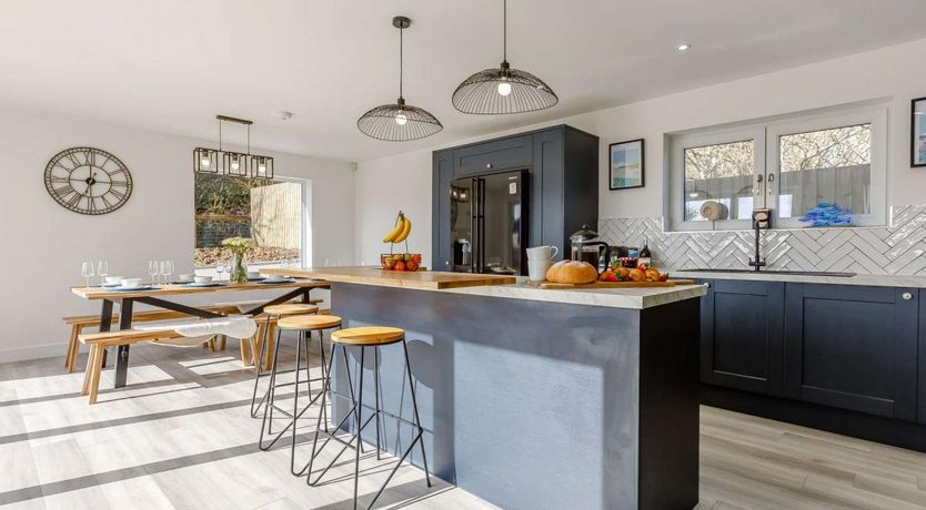 Photo of 4 Bed in Bridgerule